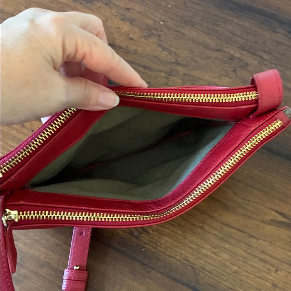 SAKS FIFTH AVENUE Red Genuine Leather Crossbody Bag Shoulder Purse‎ Three Pocket